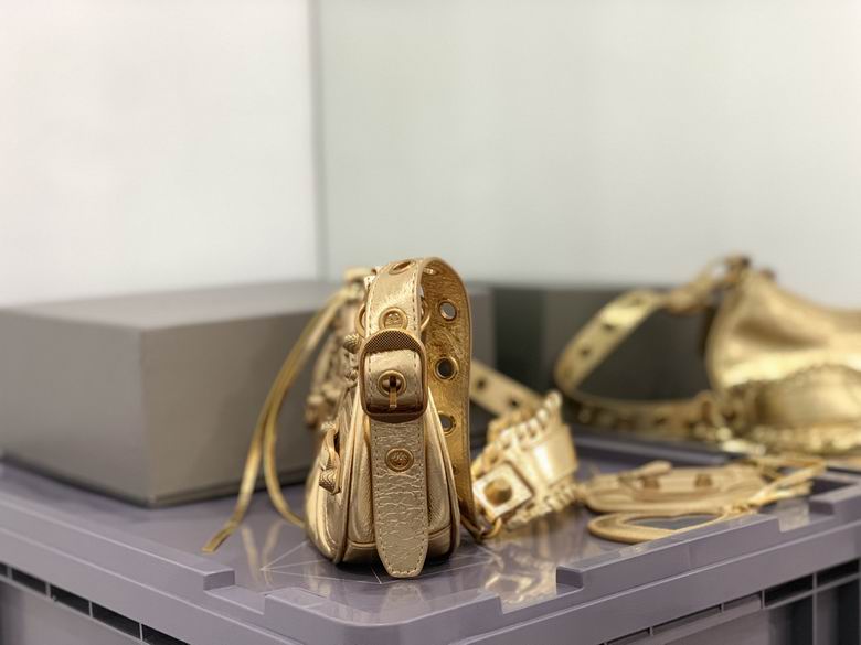 Le Cagole 671409 25X16X6.5cm GY 10 (5)