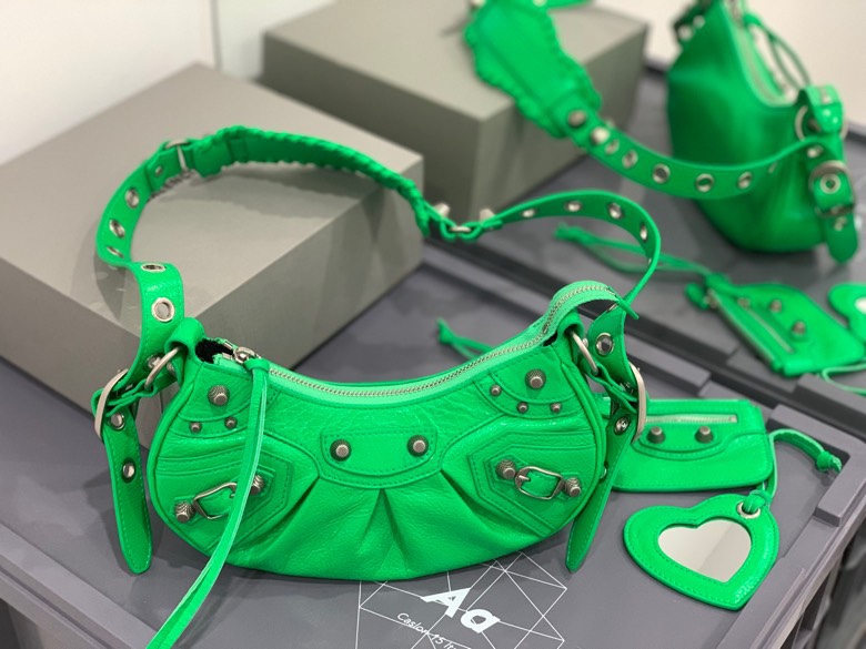 Le Cagole 671409 25X16X6.5cm GY 4 (5)