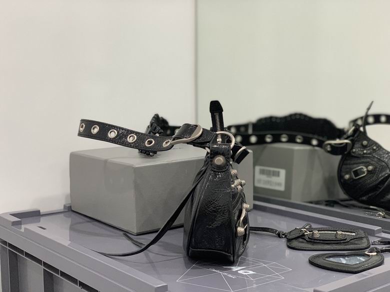 Le Cagole 671409 25X16X6.5cm GY 7 (2)