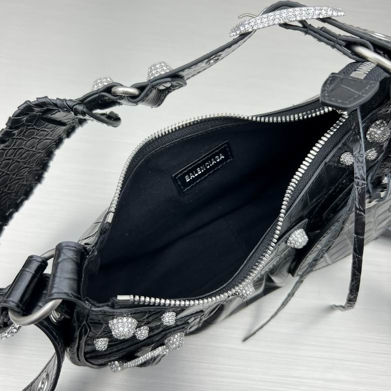 Le Cagole 92718 26X16X9.9cm GY 11 (7)