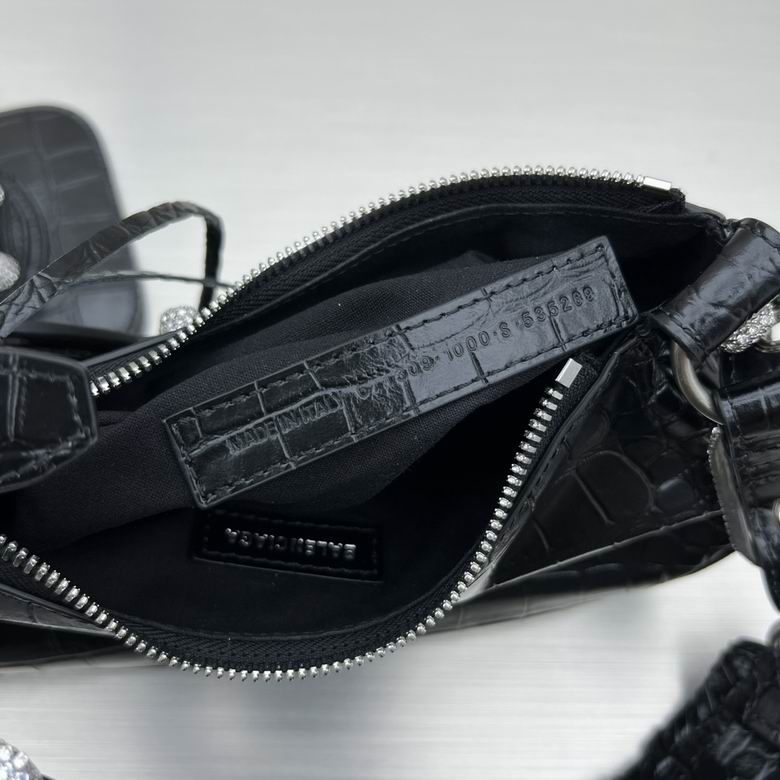 Le Cagole 92718 26X16X9.9cm GY 11 (9)