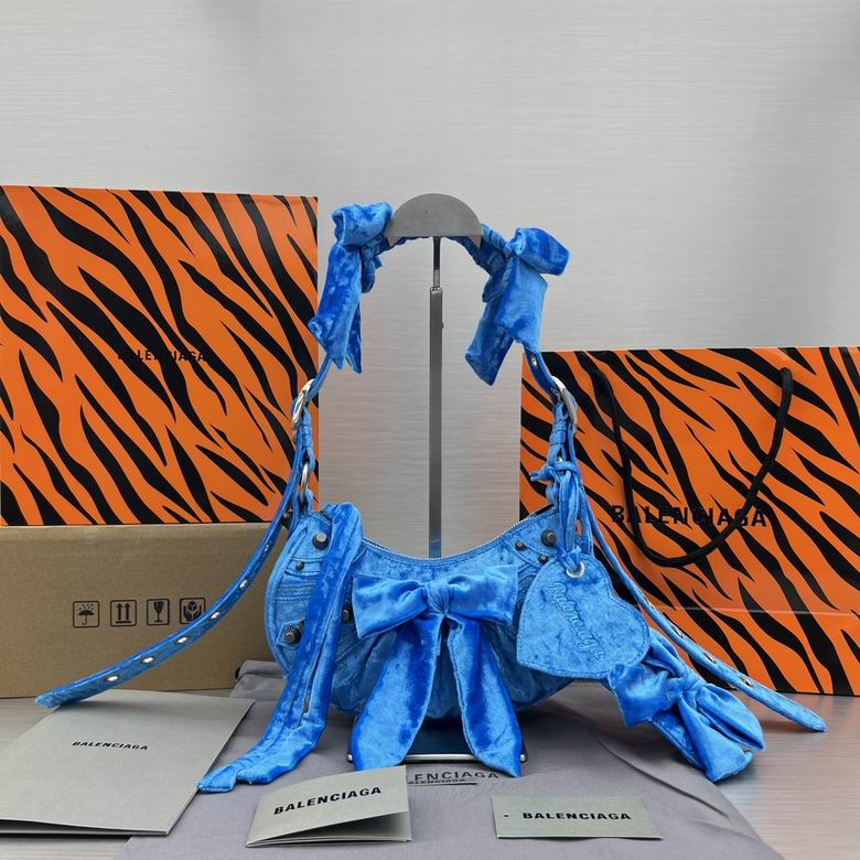 Le Cagole 92718 26X16X9.9cm GY 3 (1)