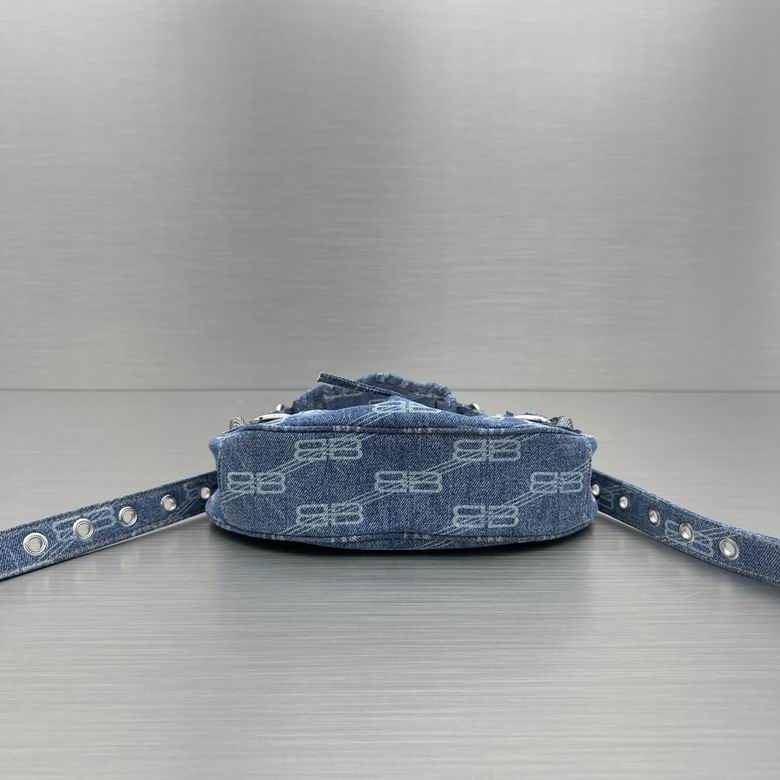 Le Cagole 92718 26X16X9.9cm GY 6 (3)