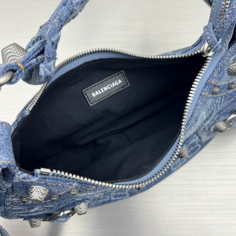 Le Cagole 92718 26X16X9.9cm GY 6 (5)