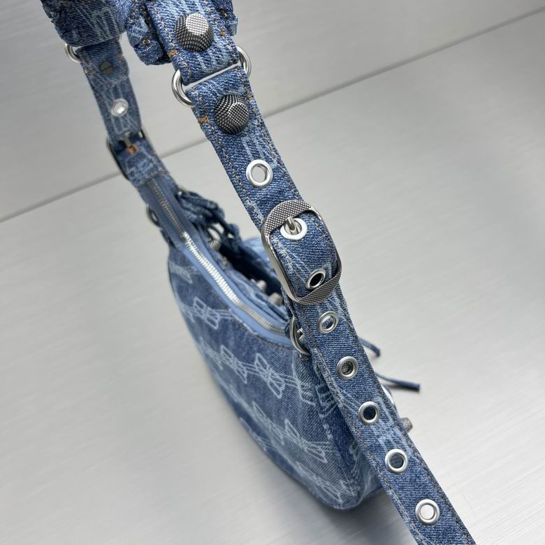 Le Cagole 92718 26X16X9.9cm GY 6 (8)