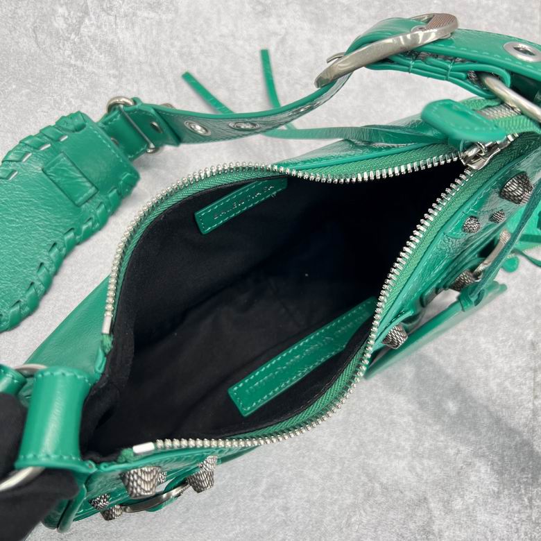 Le Cagole 92718 30X16X8cm GY 5 (7)