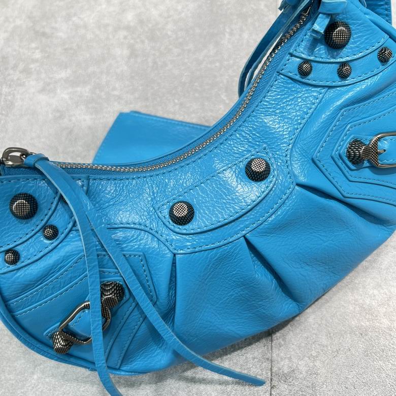 Le Cagole 92718 30X16X8cm GY 7 (4)