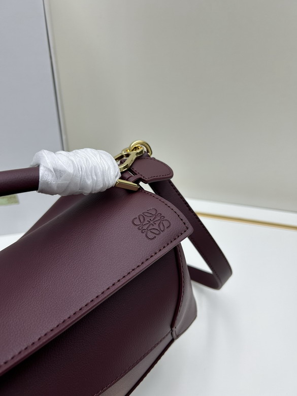 Loewe 062206 24x10 5x16cm jj_5