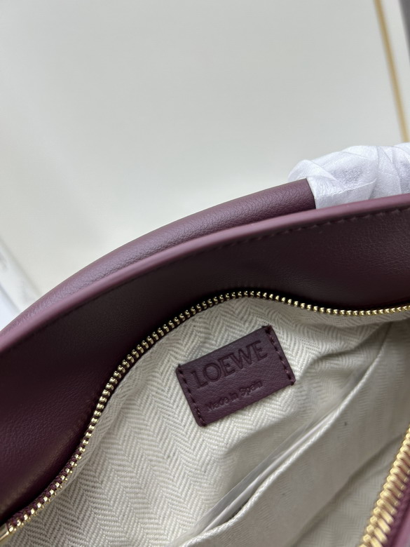 Loewe 062206 24x10 5x16cm jj_8