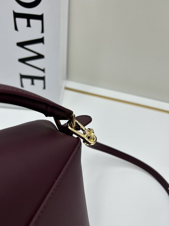 Loewe 062208 18x8x12 5cm jj_12