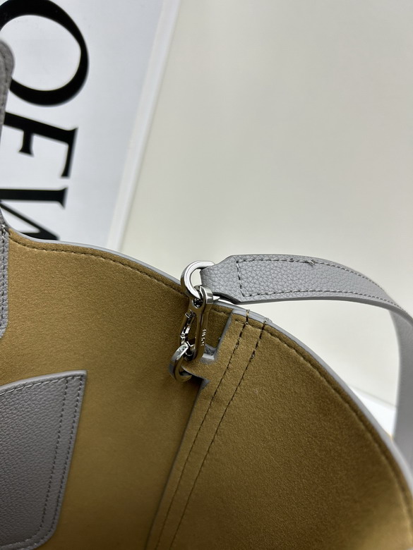 Loewe S260408 16x16x19 5cm jj4_8