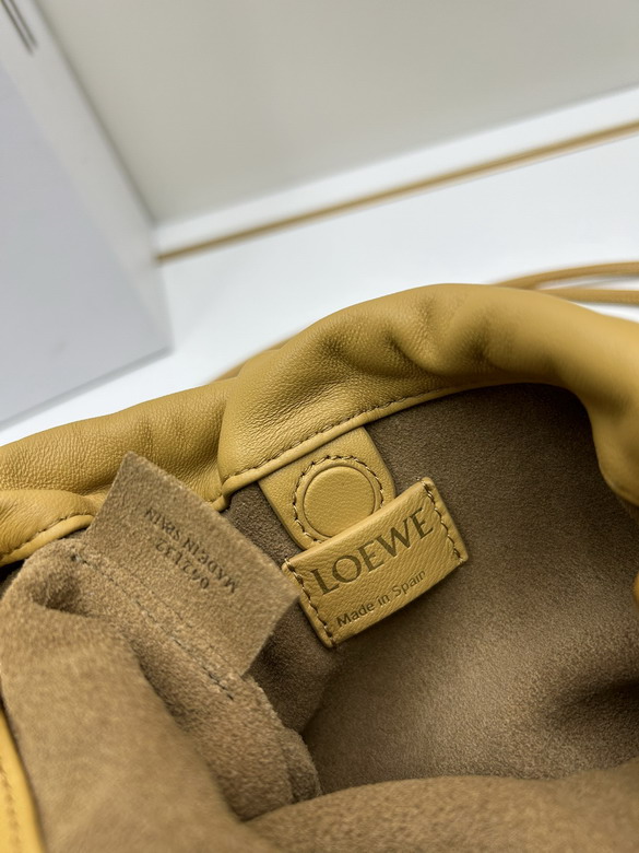 Loewe S260810 23x5 5x17cm jj1_8