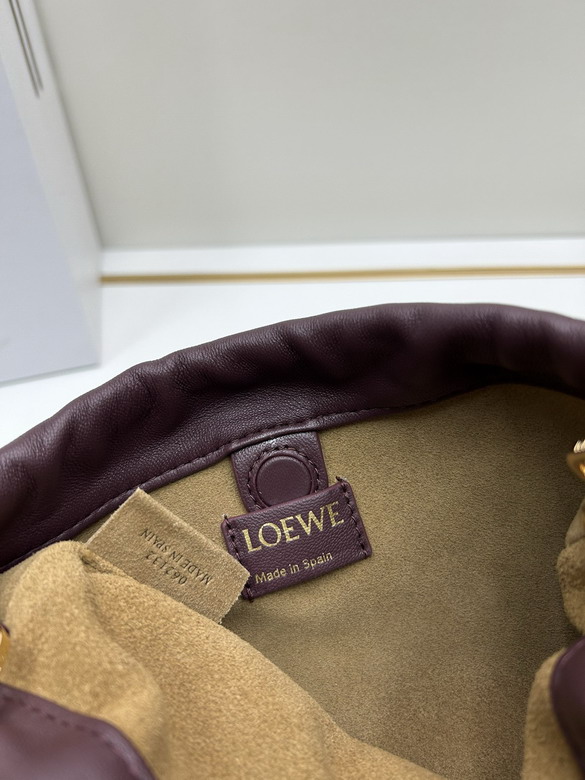 Loewe S260810 23x5 5x17cm jj3_8