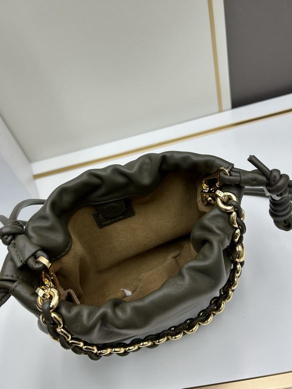 Loewe S260810 23x5 5x17cm jj4_7