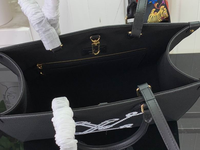 M23834 35X27X14cm YG 8