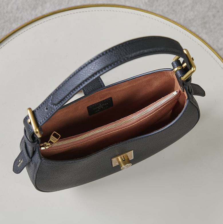 M24611 26X18X7cm YG 3色 18