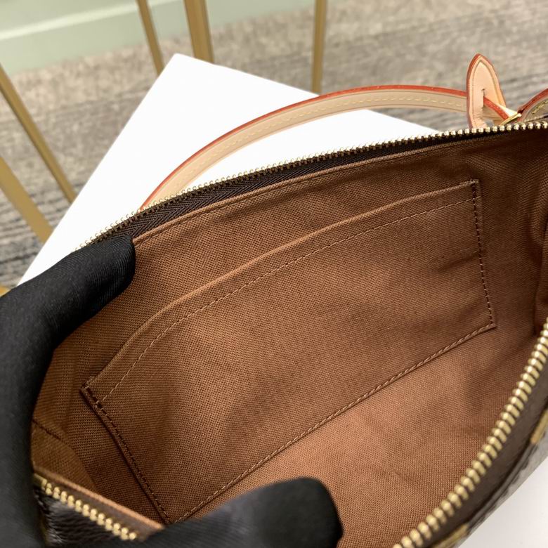 M40712 23.5X13.5X4cm YG 7