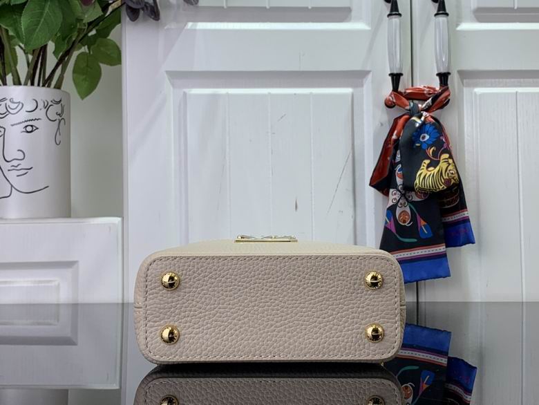 M48865 16.3X11X6.5cm YG 4