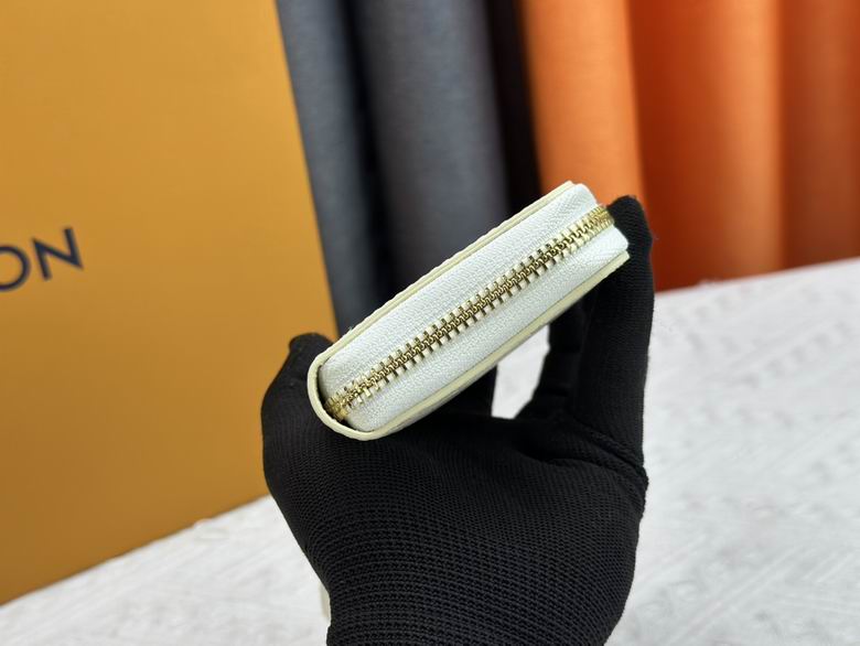 M60067 11X8X2cm XM 5