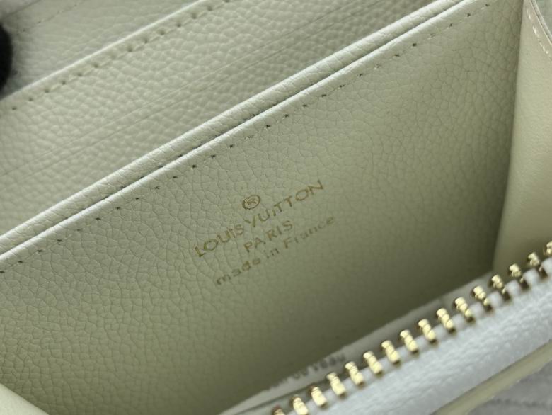 M60067 11X8X2cm XM 7