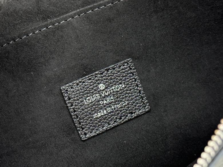 M62048 29.5X21X1cm XM 8色 70