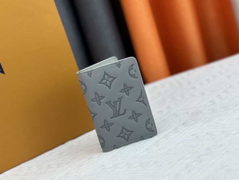 M62899 8X11X1cm XM 8