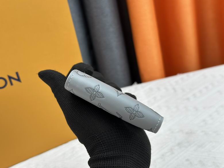 M62901 11.5X9X1.5cm XM 4