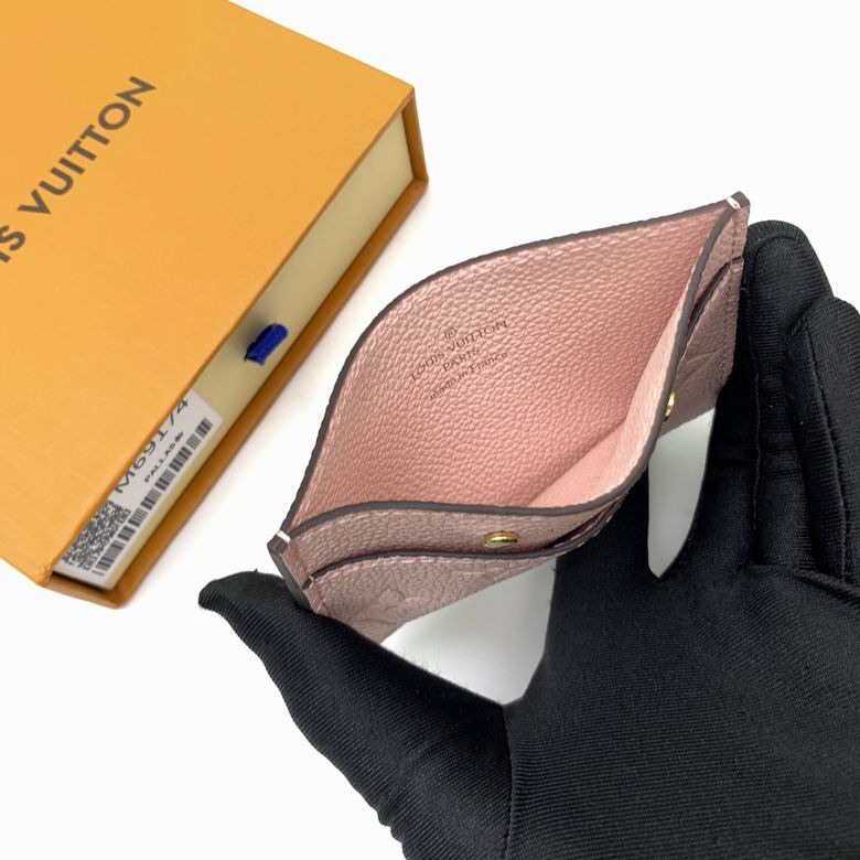 M69174 11X7.5X0.4cm YG 3