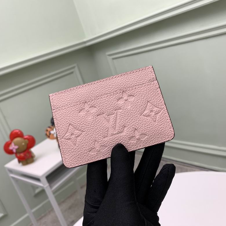 M69174 11X7.5X0.4cm YG 6