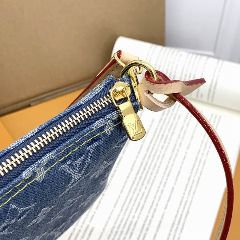 M80962 23.5X13.5X4cm ZC 6