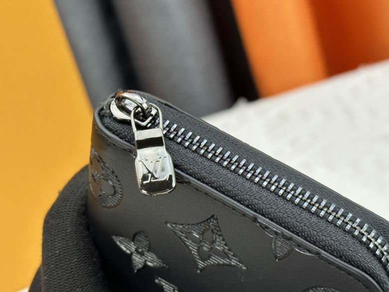 M81384 10X20X2cm XM 2色 18