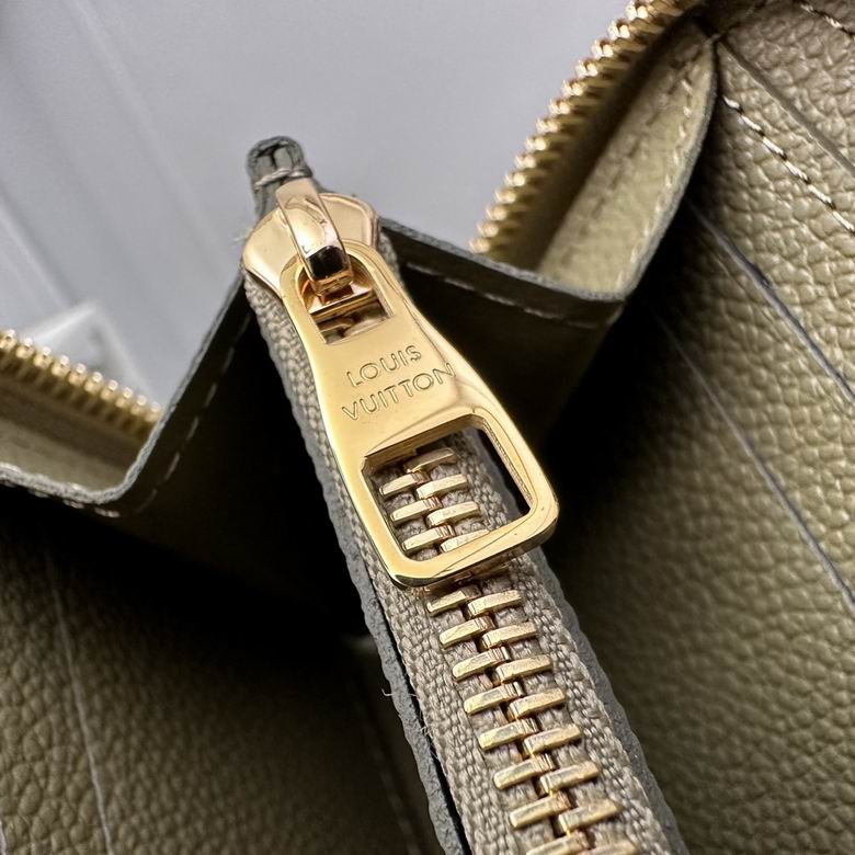 M82478 20X9X2cm YG 8