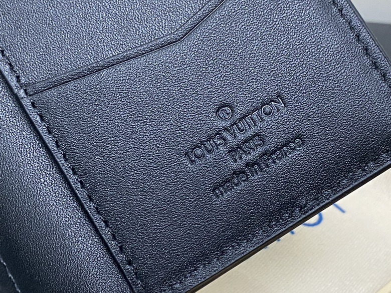 M83130 7 5x11 1x1cm gf_7