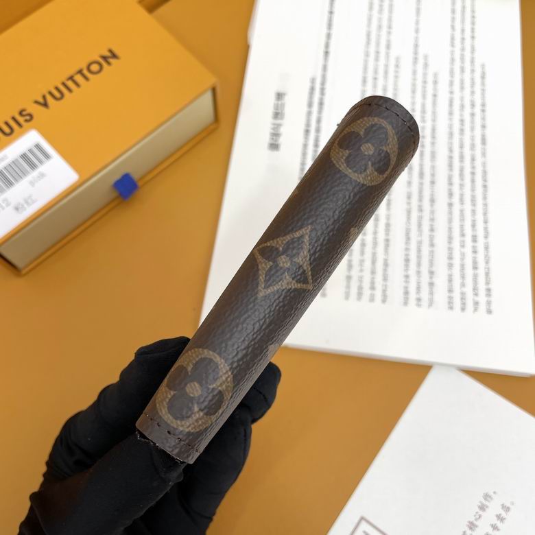 M83612 11X7X1.5cm ZC 7色 31