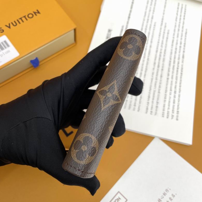 M83612 11X7X1.5cm ZC 7色 41