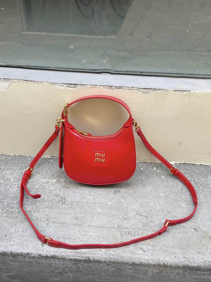 Miumiu 616006 20x17x6cm zy1_2