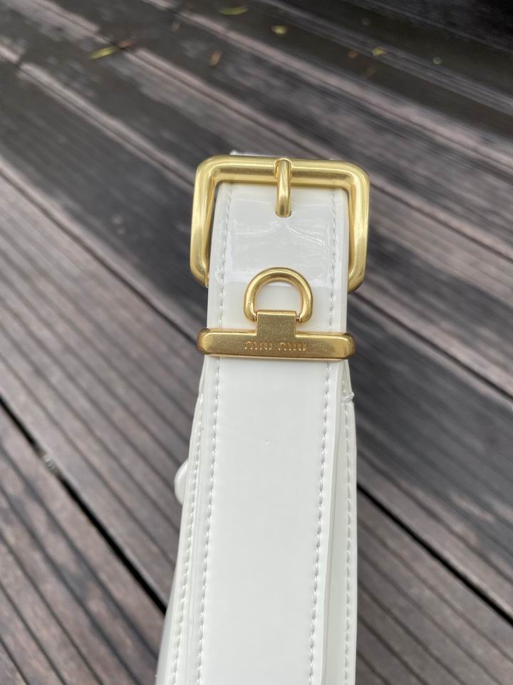 Miumiu 616006 20x17x6cm zy2_6