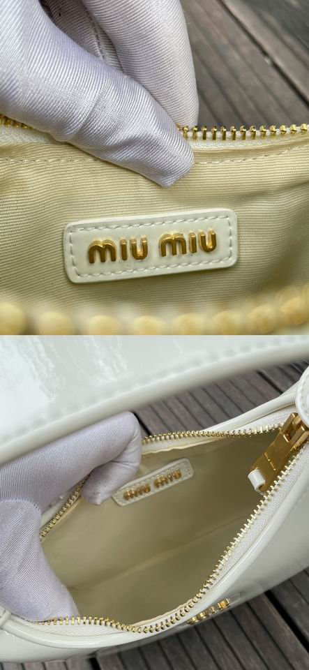 Miumiu 616006 20x17x6cm zy2_9