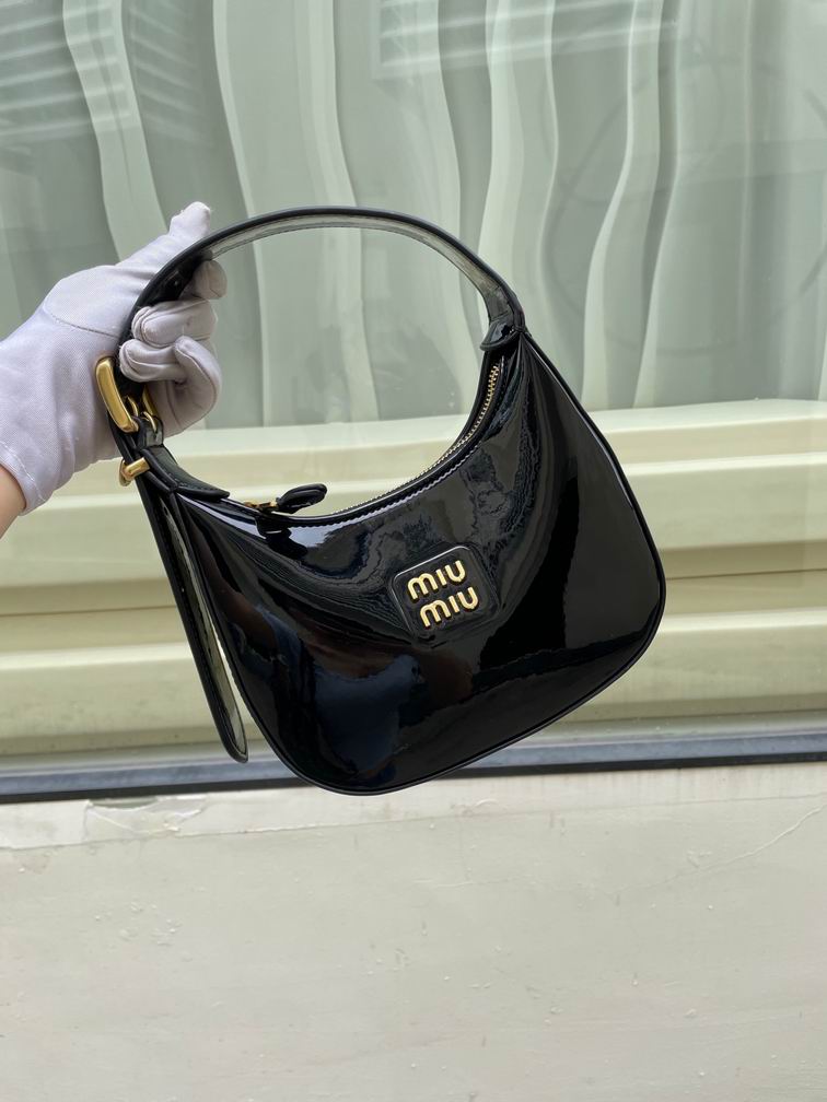 Miumiu 616006 20x17x6cm zy_3