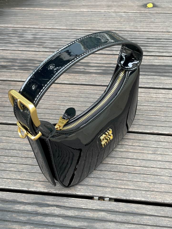 Miumiu 616006 20x17x6cm zy_4