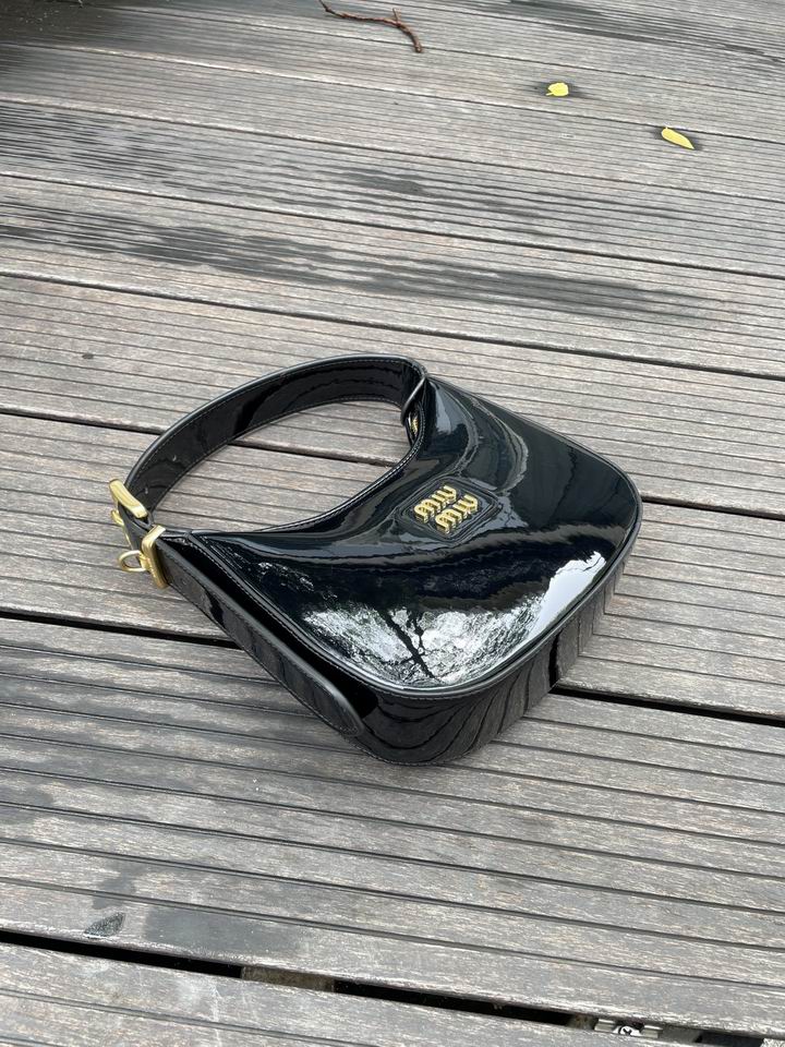 Miumiu 616006 20x17x6cm zy_7