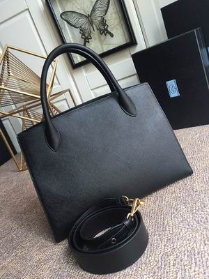 Monochrome 1BA155 33x24x15cm ap (21)