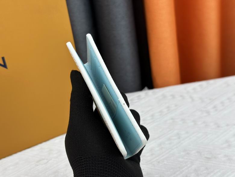 N40677 7.5X11.1X1cm XM 4