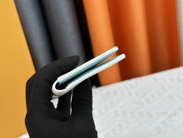 N40677 7.5X11.1X1cm XM 5