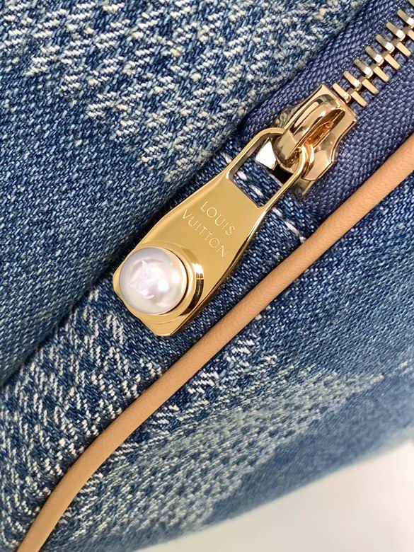 N40708 32X40X19cm XM 6