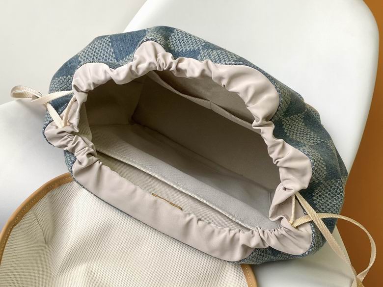 N40708 32X40X19cm XM 8