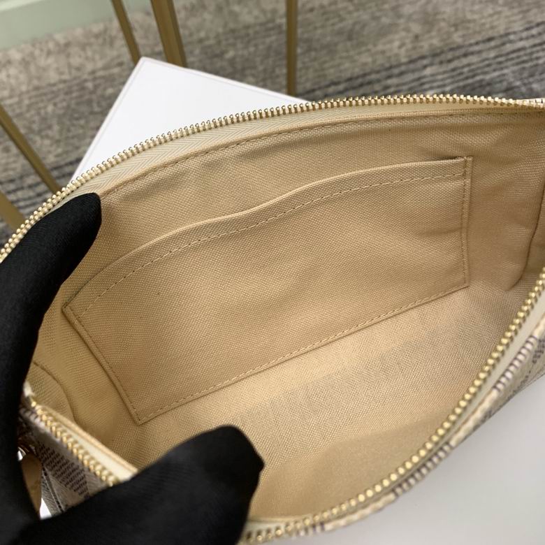 N41207 23.5X13.5X4cm YG 7