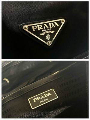 Nylon 1BZ667A 24x28x12cm Ap (10)