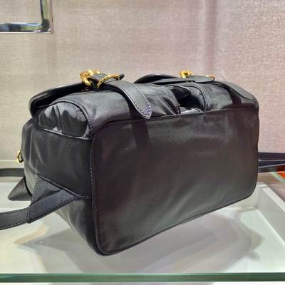 Nylon 1BZ667A 24x28x12cm Ap (24)