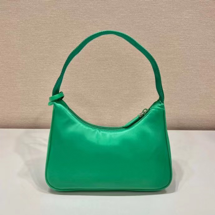 Nylon Hobo 1NE215 23x13x5cm ap (7)